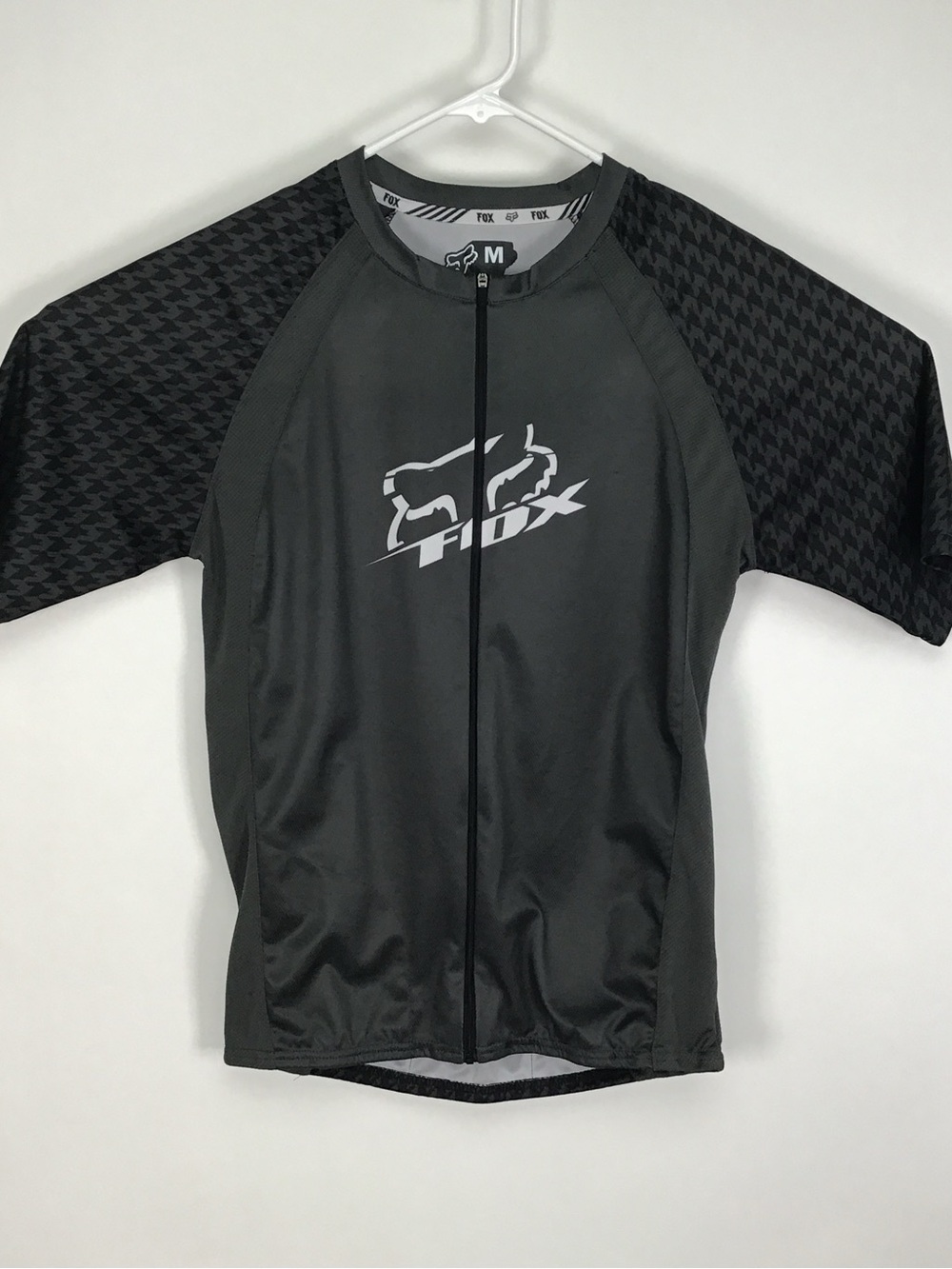 Fox Racing men’s short sleeve full zip cycling jersey medium